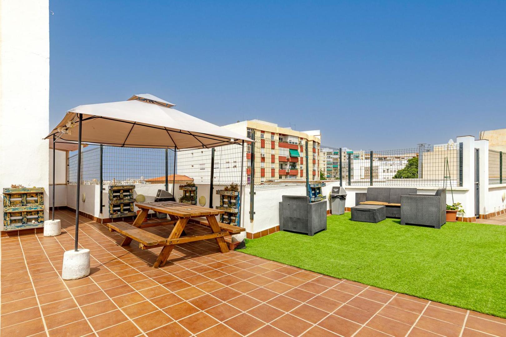 Fun Building Terraces By Homeabout مالقة المظهر الخارجي الصورة